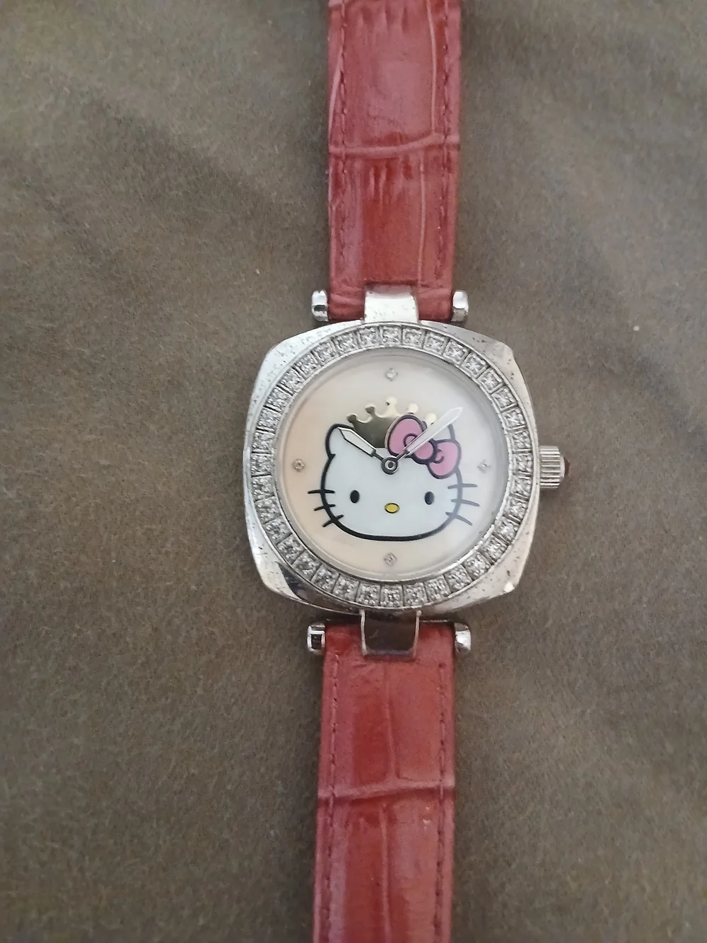 Hello Kitty Silver Watch